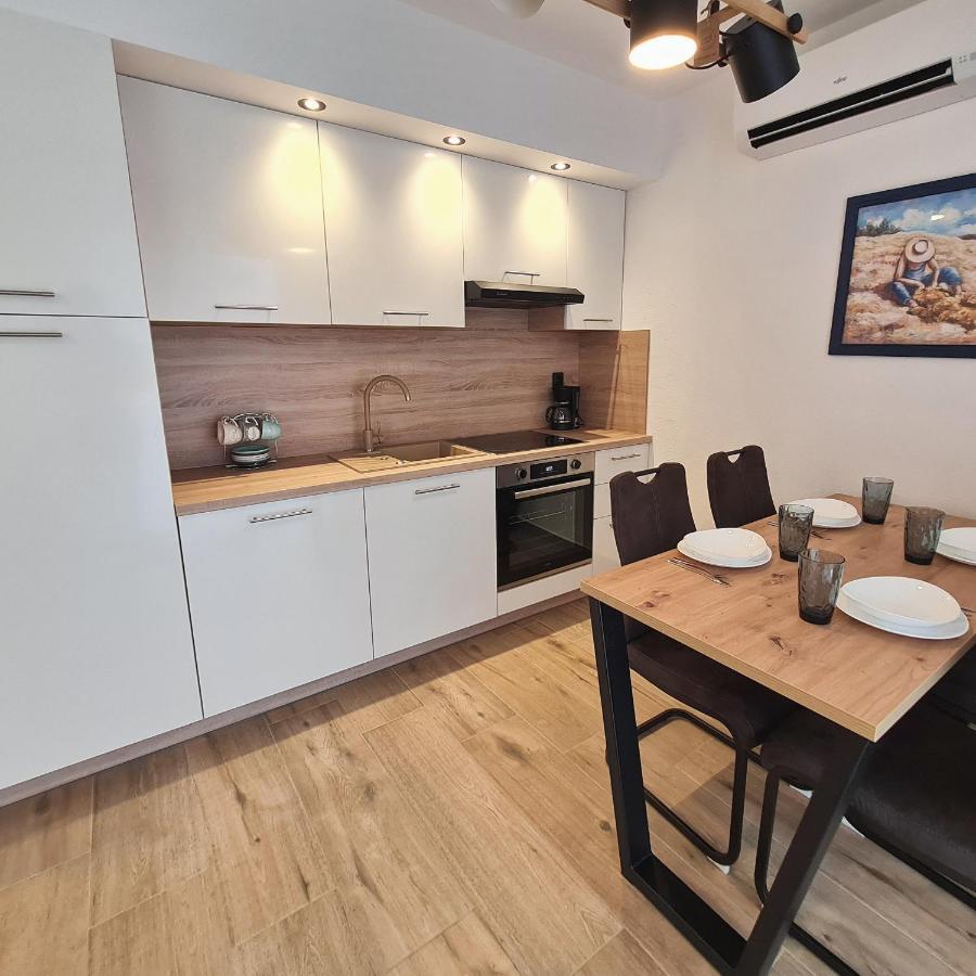 Bellistra Apartman Rabac - E Apartment Exterior foto